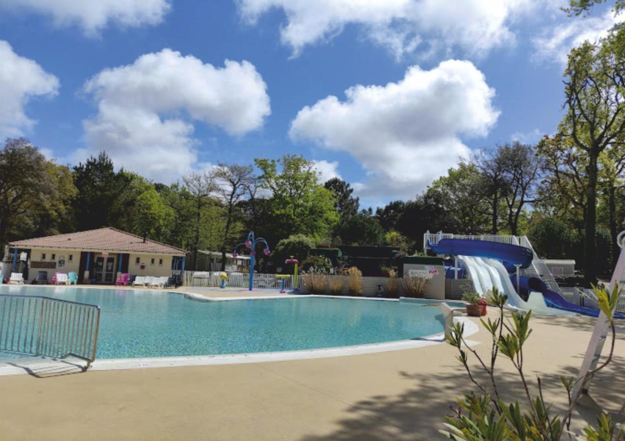 Grand Mobile-Home 45M2 Au Calme Et Au Bord De Mer Saint-Brévin-les-Pins Kültér fotó